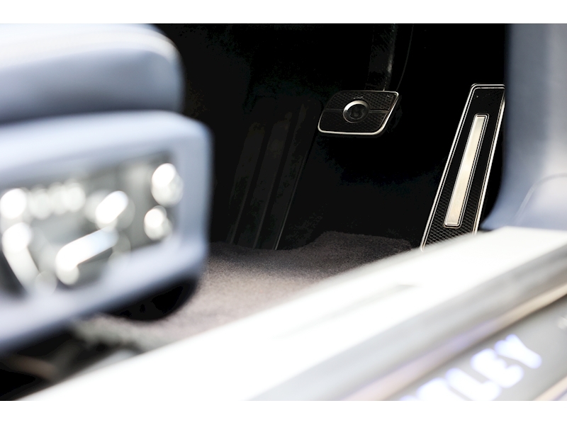 Bentley Continental W12 GT - U445