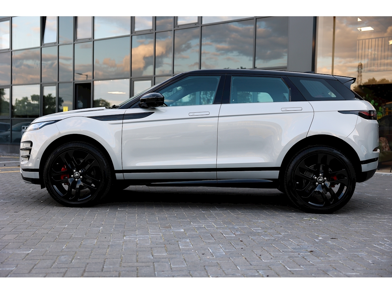 2.0 P250 MHEV Autobiography SUV 5dr Petrol Auto 4WD Euro 6 (s/s) (249 ps)