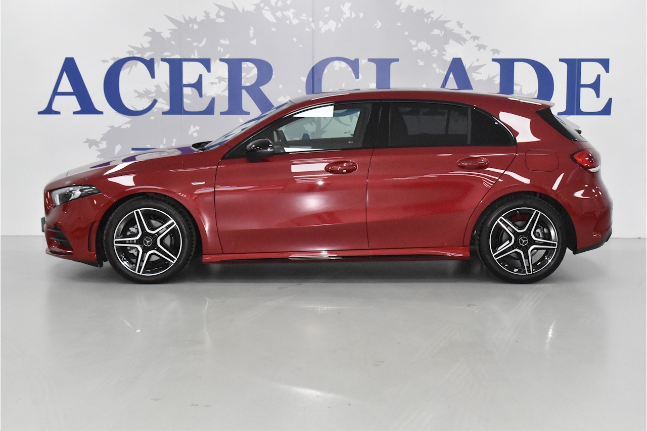1.3 A180 AMG Line Edition (Executive) Hatchback 5dr Petrol 7G-DCT Euro 6 (s/s) (136 ps)