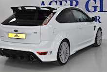 Ford Focus 2.5 RS Hatchback 3dr Petrol Manual (225 g/km, 301 bhp) 2010