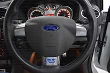 Ford Focus 2.5 RS Hatchback 3dr Petrol Manual (225 g/km, 301 bhp) 2010