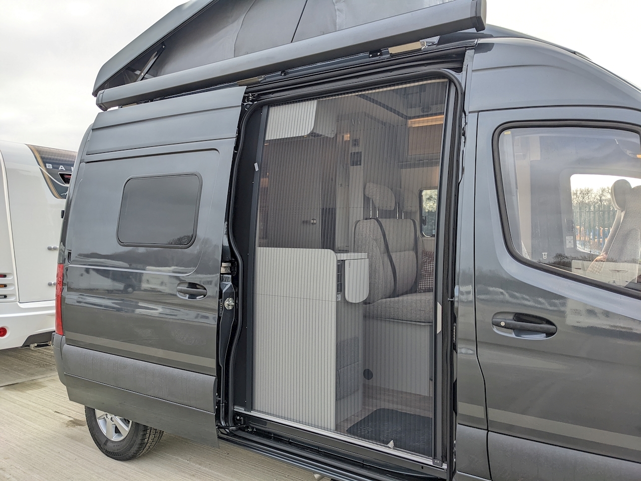 Hymer Free S 600 Pop-Top - Large 22