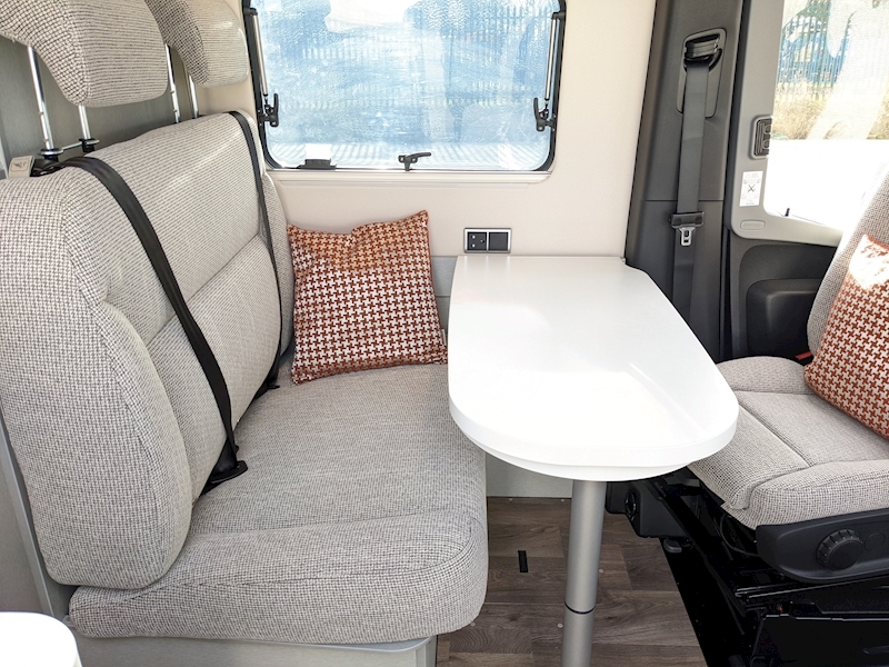 Hymer Free S 600 Pop-Top - Large 37