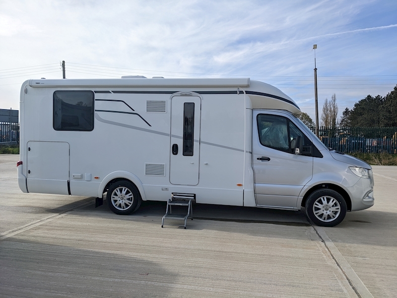 Hymer T-Class S 695 - Large 7