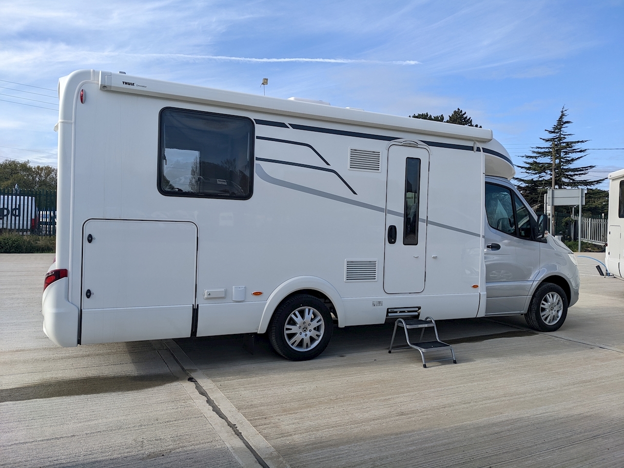 Hymer T-Class S 695 - Large 8