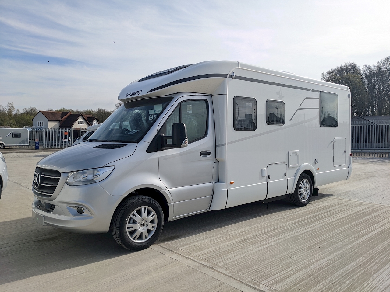 Hymer T-Class S 695 - Large 2
