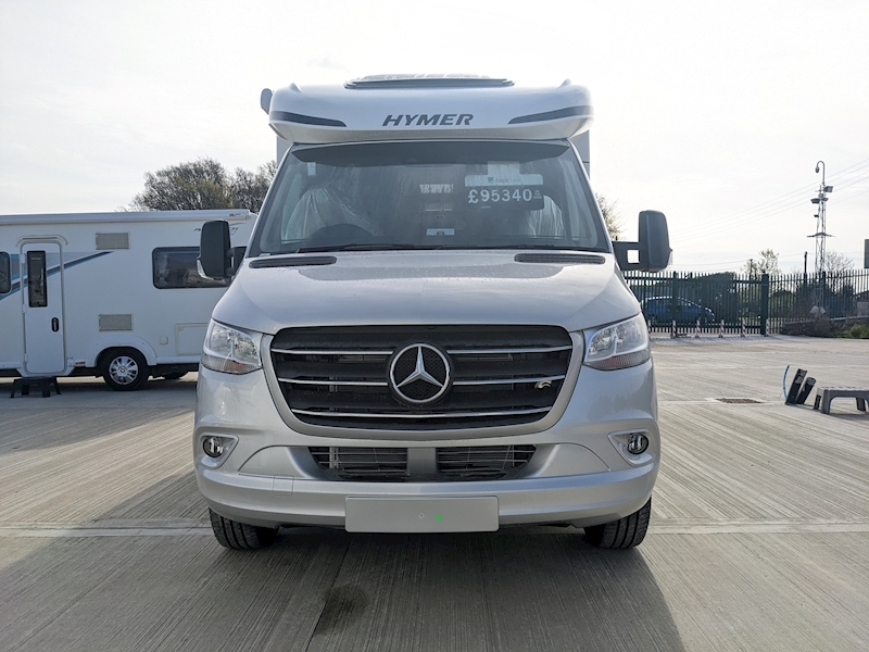 Hymer T-Class S 695 - Large 4