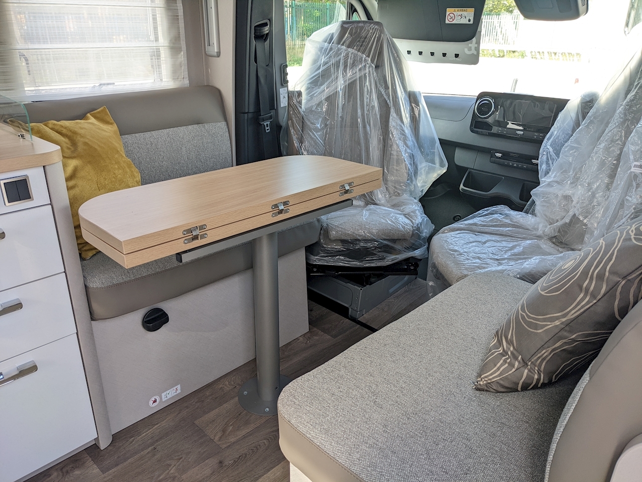 Hymer T-Class S 695 - Large 30