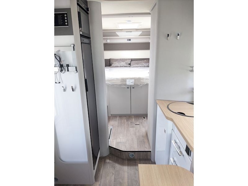 Hymer T-Class S 695 - Large 75