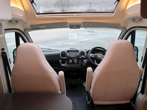 Burstner Eliseo C 2023 602 Sunroof - Large 7