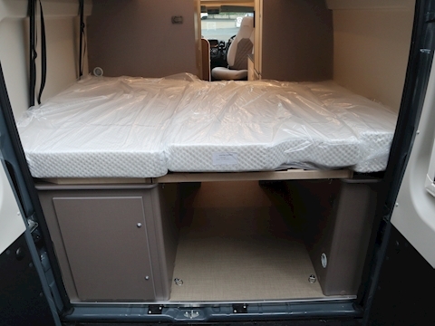 Burstner Eliseo C 2023 602 Sunroof - Large 18