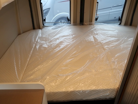 Burstner Eliseo C  540 POP TOP - Large 19