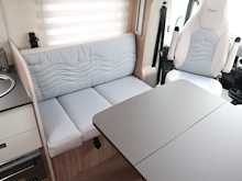 Burstner Delfin 2022 73615