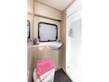 Autotrail Expedition 2022 C 636