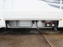 Autotrail Frontier  Comanche HB4