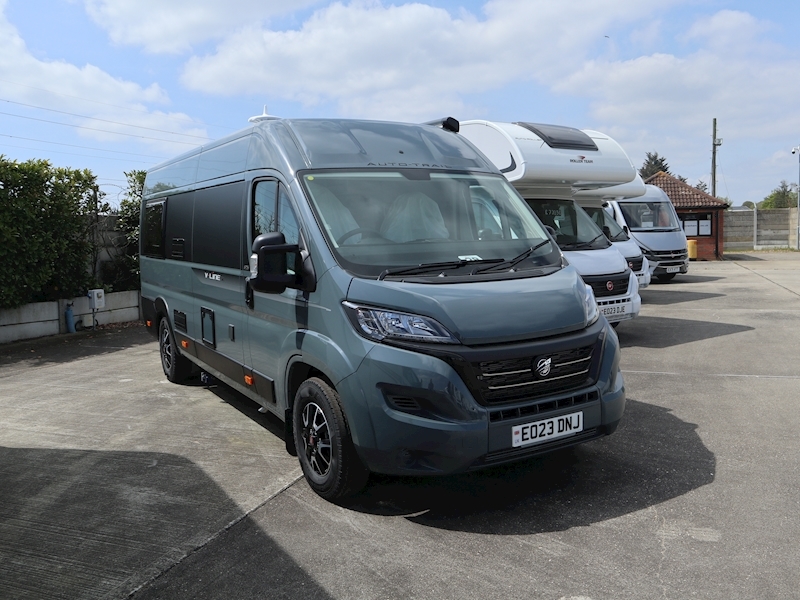 Autotrail V Line 2023 635 SE - Large 2