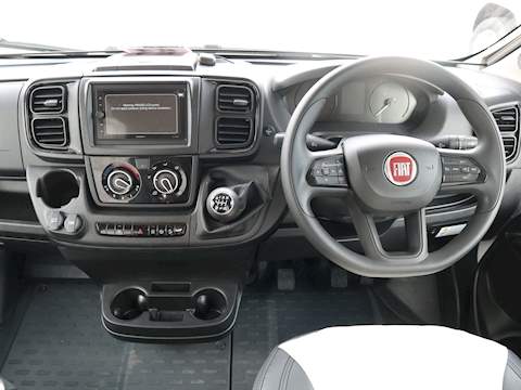 Rollerteam Autoroller 746 Motorhome - N1345