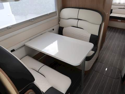 Rollerteam Autoroller 746 Motorhome - N1345