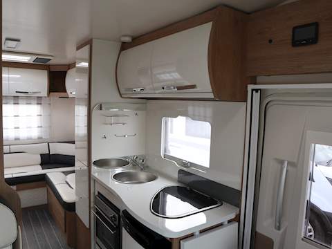 Rollerteam Autoroller 746 Motorhome - N1345
