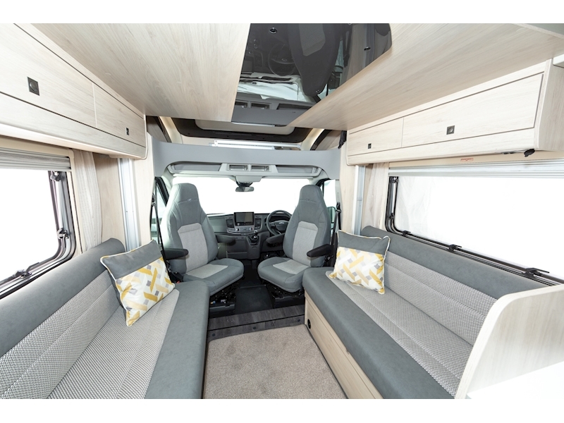 Autotrail F-Line 2023 F60 - Large 3