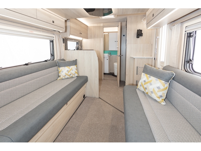 Autotrail F-Line 2023 F60 - Large 8