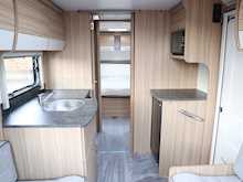 Bailey Phoenix +640 2023 Caravan9