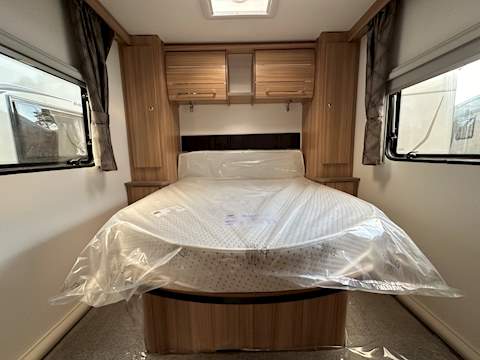Bailey Phoenix GT75 640 Caravan - N1448