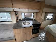 Bailey Phoenix +644 2023 Caravan4