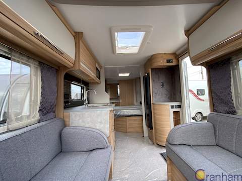 Bailey Unicorn Vigo Caravan - N1511