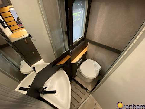 Hymer Venture S Campervan - N1546
