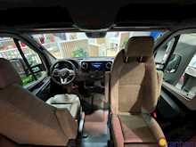 Hymer Venture S  Campervan9
