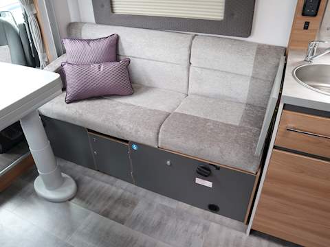 Bailey Adamo 60-4 Motorhome - N1576