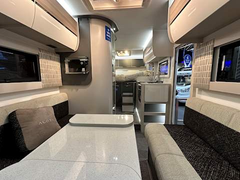 Bailey Alora 69-4S - N1841