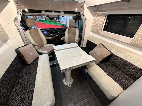 Bailey Alora 69-4S - N1841