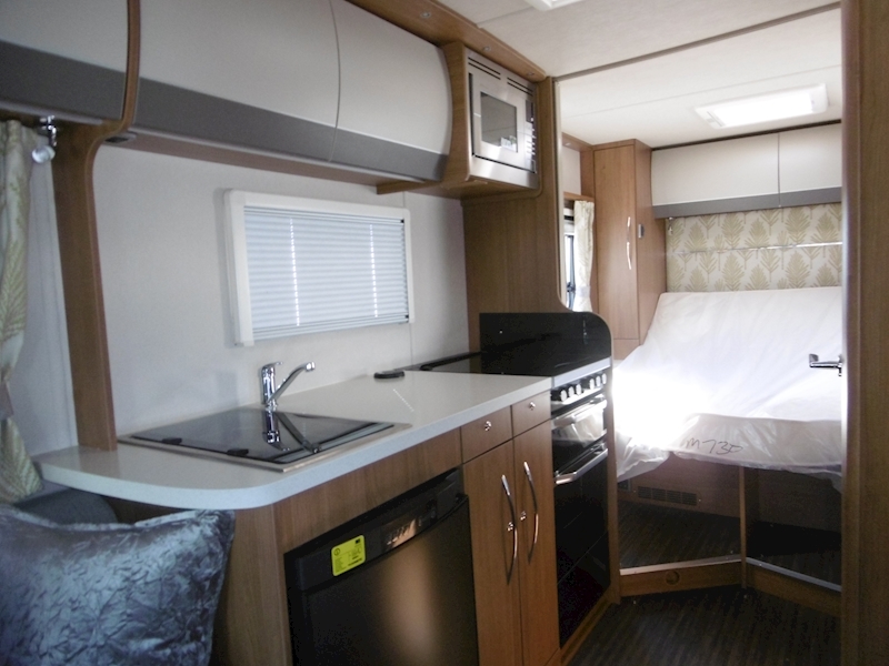 Autotrail Imala 2018 730 Lo-Line - Large 13