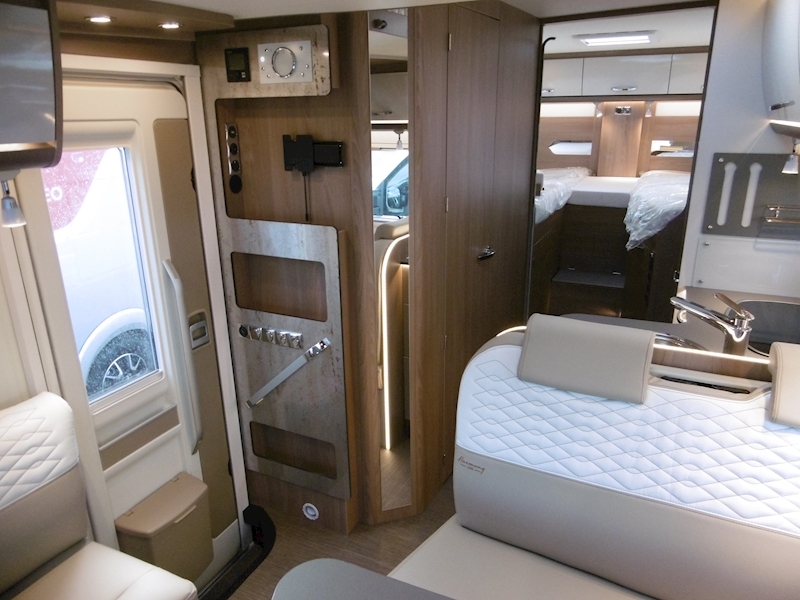 Burstner Lyseo Harmony 2018 IT 728 G - Large 10