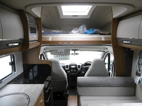 Autotrail Apache 2019 700 Hi-Line - Large 6