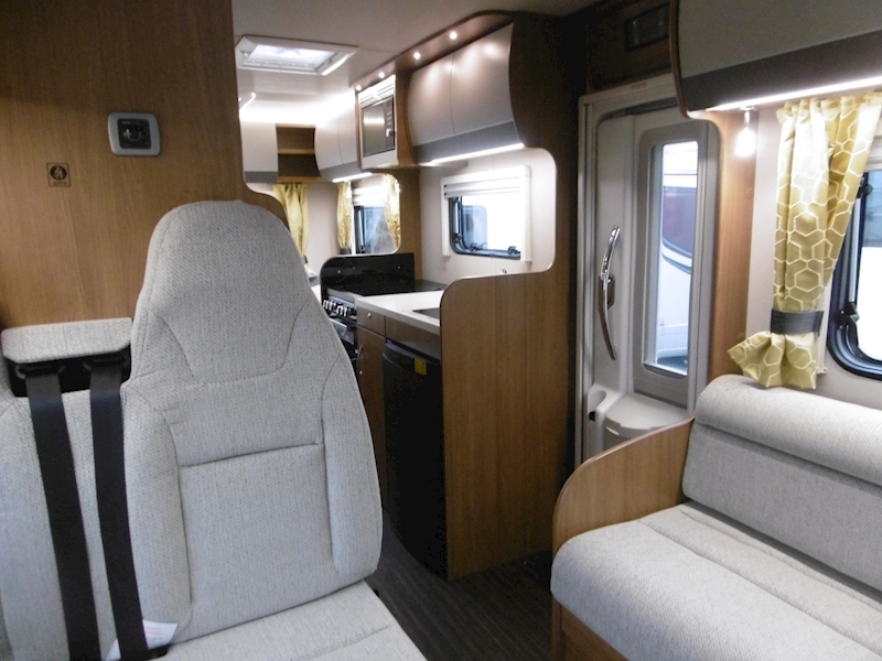 Autotrail Imala 2019 720 Hi-Line - Large 8