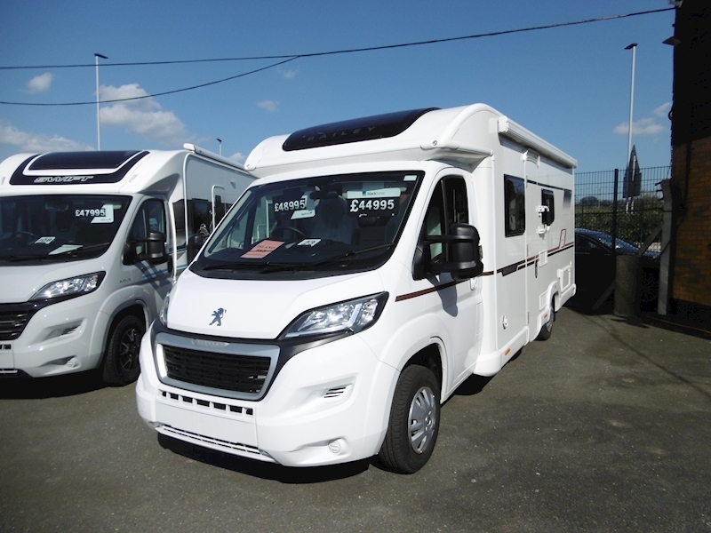 Bailey Advance II 2019 744 - Large 0