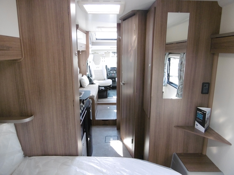 Bailey Advance II 2019 744 - Large 18
