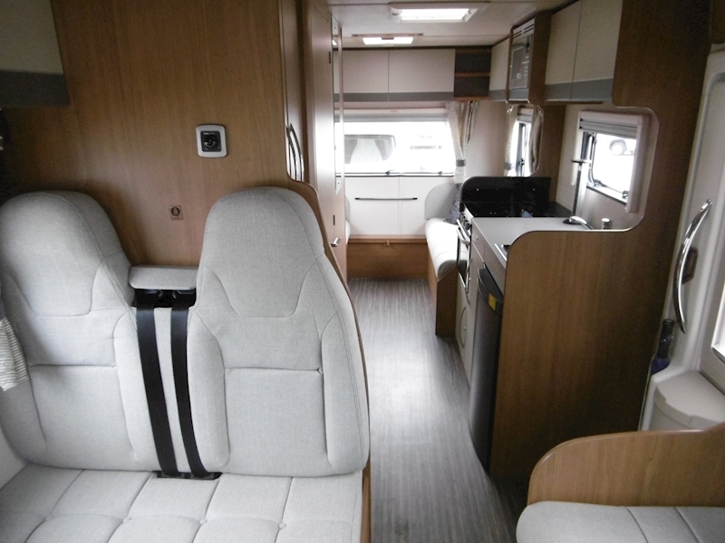 Autotrail Tribute 2018 T-720 Hi-Line - Large 8