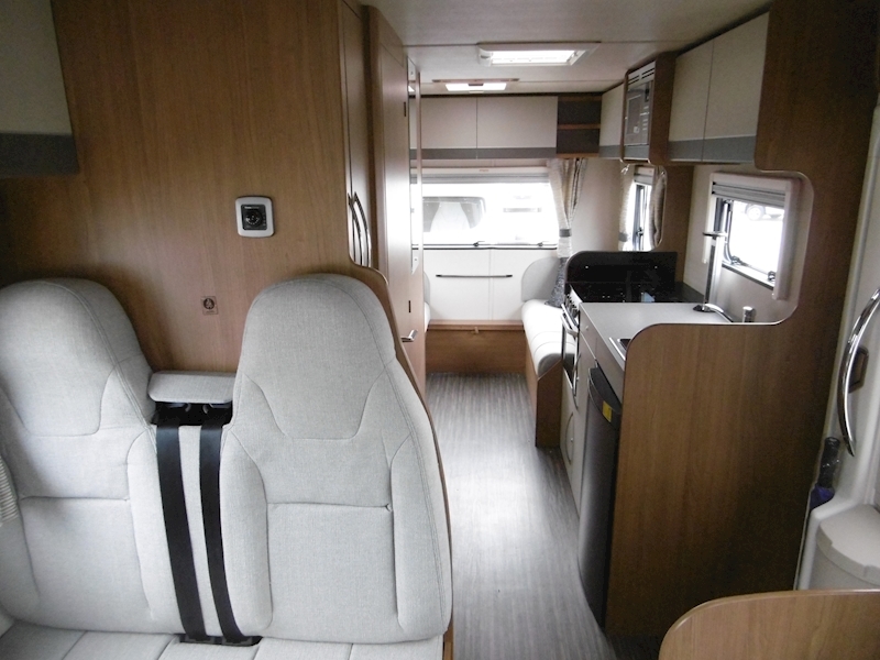 Autotrail Tribute 2018 T-720 Hi-Line - Large 12