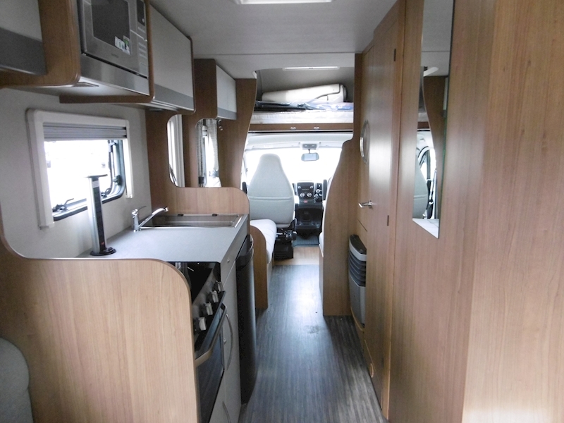 Autotrail Tribute 2018 T-720 Hi-Line - Large 20