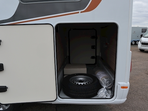 Burstner Lyseo M Harmony  Mercedes 690G - Large 8