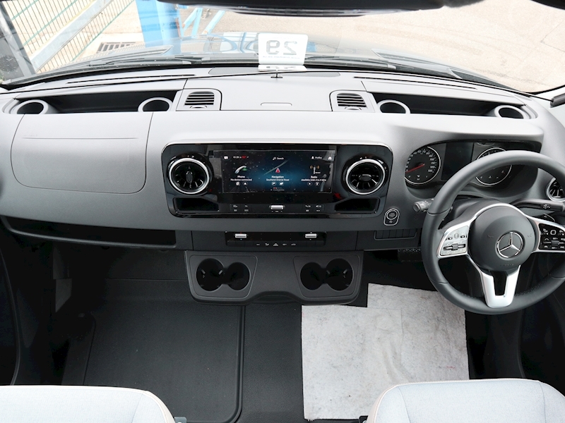Burstner Lyseo M Harmony  Mercedes 690G - Large 18