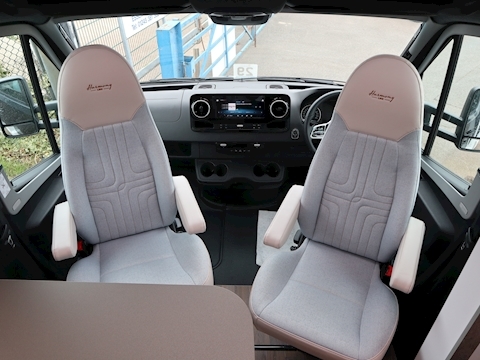 Burstner Lyseo M Harmony  Mercedes 690G - Large 20