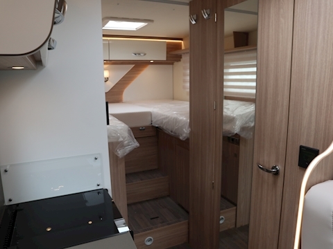 Burstner Lyseo M Harmony  Mercedes 690G - Large 32