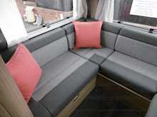 Autotrail Apache 2020 700 Hi-Line18