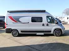 Burstner Eliseo 2021 C600 Elevating roof4