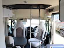 Burstner Eliseo 2021 C600 Elevating roof27